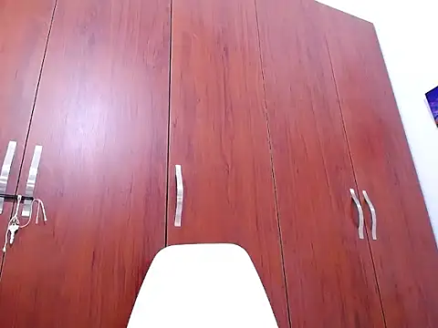 Snapshot of hornywife_ chatting on October 2025 06:30:01 PM hornywife online show from October 2025 06:30:01 PM