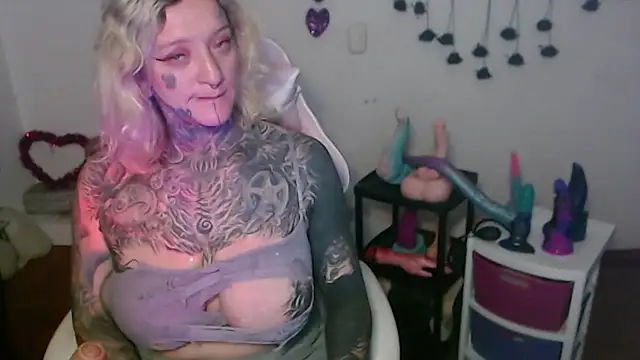 SLOPPYTITSS online show from April 2026 10:39:01 AM