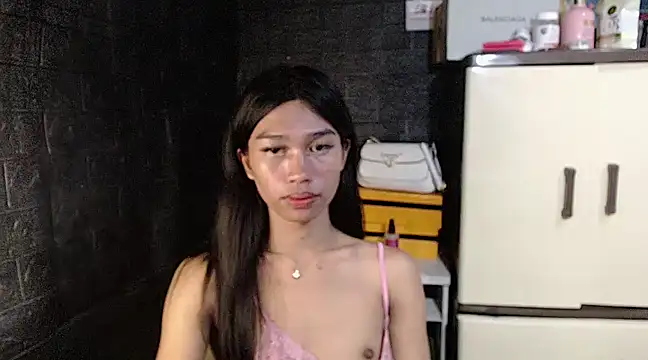Snapshot of ToKeNa chatting on February 2025 12:00:02 AM ToKeNa online show from February 2025 12:00:02 AM