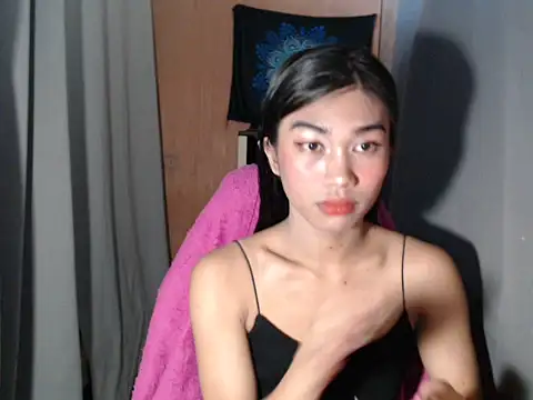 Snapshot of ToKeNa chatting on September 2025 03:01:01 AM ToKeNa online show from September 2025 03:01:01 AM