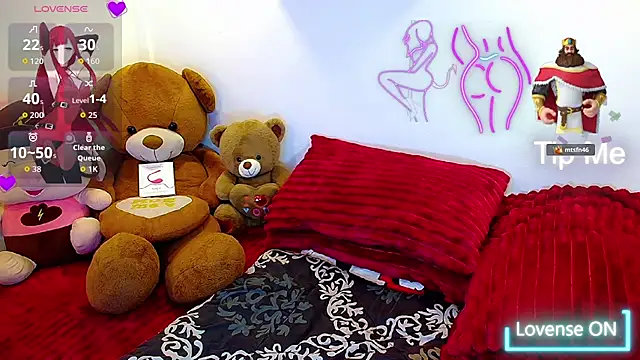 TR4NSCUTI3 online show from February 2026 07:40:01 AM