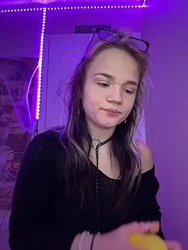 Cutiepiespanks online show from November 2025 08:34:01 PM