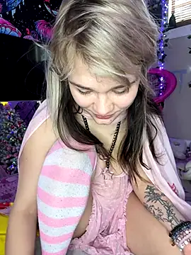 Cutiepiespanks online show from December 2025 09:08:02 PM