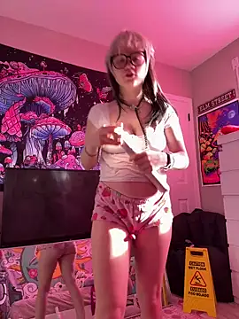 Cutiepiespanks online show from March 2026 09:38:01 PM