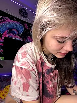 Cutiepiespanks online show from November 2025 06:07:01 PM