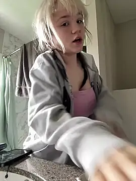 Cutiepiespanks online show from April 2026 04:46:01 PM