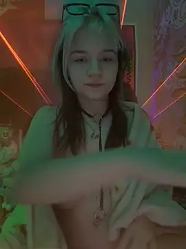 Cutiepiespanks online show from March 2026 06:15:02 AM