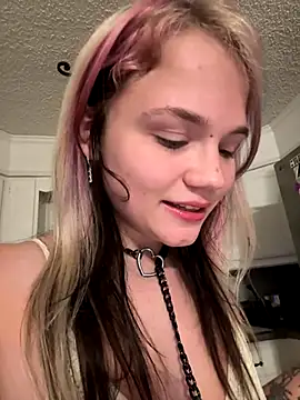 Snapshot of Cutiepiespanks chatting on September 2025 02:39:01 AM Cutiepiespanks online show from September 2025 02:39:01 AM