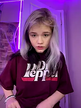 Cutiepiespanks online show from November 2025 07:28:02 PM