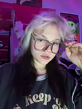 Cutiepiespanks online show from June 2026 01:32:01 AM