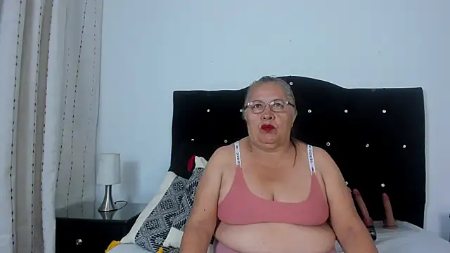 Keira Lennox online show from September 2025 11:46:02 AM
