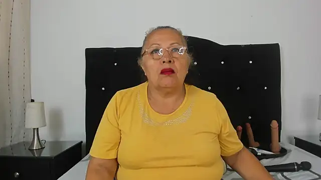 Keira Lennox online show from November 2025 11:36:01 AM