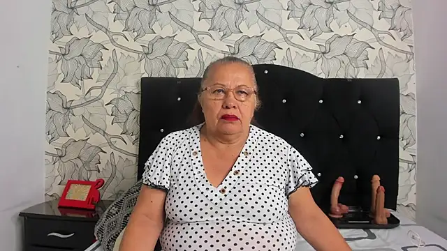 Keira Lennox online show from December 2025 11:49:01 AM