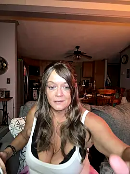 Snapshot of cowgirlc chatting on September 2025 03:02:01 AM cowgirlc online show from September 2025 03:02:01 AM