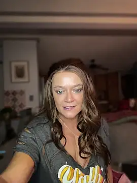 cowgirlc online show from April 2026 03:20:01 AM