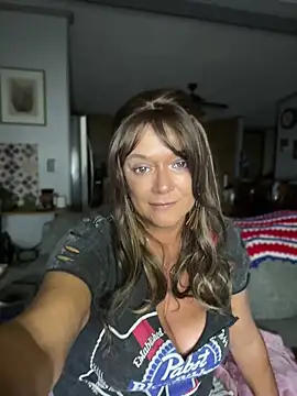 Snapshot of cowgirlc chatting on June 2026 02:44:01 AM cowgirlc online show from June 2026 02:44:01 AM