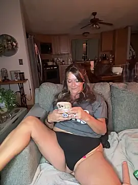 Snapshot of cowgirlc chatting on September 2025 02:21:02 AM cowgirlc online show from September 2025 02:21:02 AM