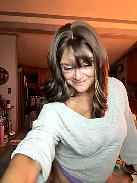 cowgirlc online show from November 2025 03:11:01 AM