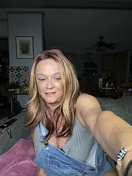 cowgirlc online show from March 2026 02:32:01 AM