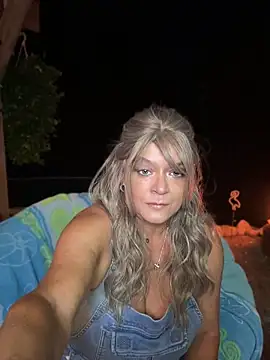 cowgirlc online show from June 2026 02:17:02 AM