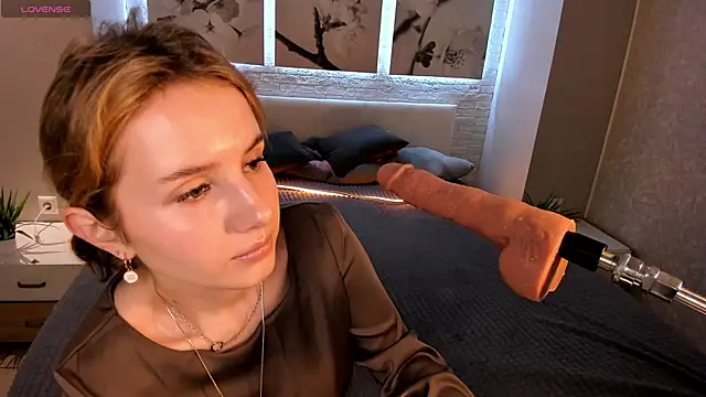 Betty June online show from September 2025 08:36:02 PM