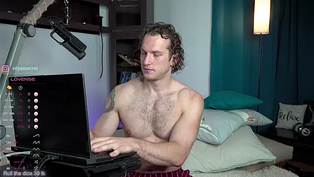 VIktorSecret online show from October 2025 04:56:02 AM