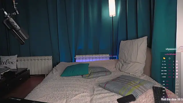 VIktorSecret online show from November 2025 04:56:01 AM