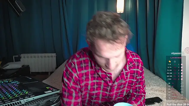 VIktorSecret online show from November 2025 04:24:02 AM