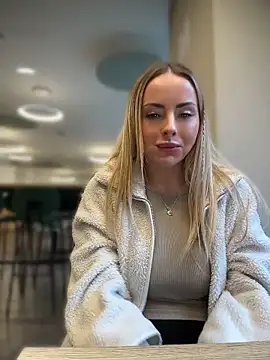 EmaSalis online show from April 2026 07:23:01 AM