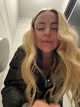 EmaSalis online show from February 2026 09:20:02 AM