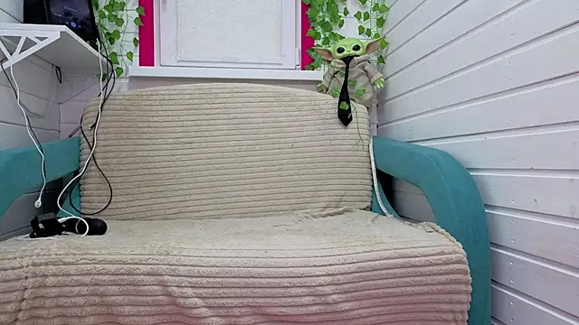 Misss Vikk online show from November 2025 05:55:02 AM