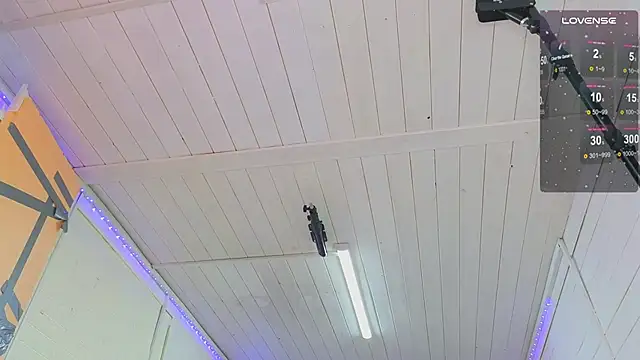 Misss Vikk online show from March 2026 10:06:02 AM