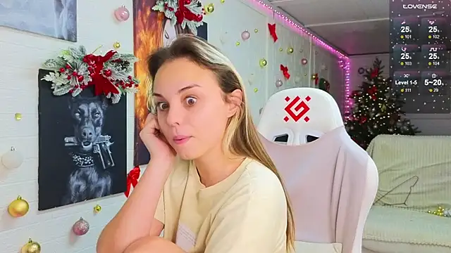 Misss Vikk online show from December 2025 02:13:02 AM