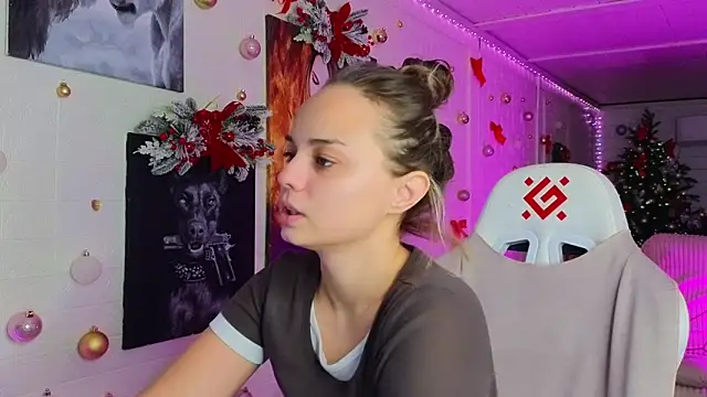 Misss Vikk online show from December 2025 06:40:01 AM