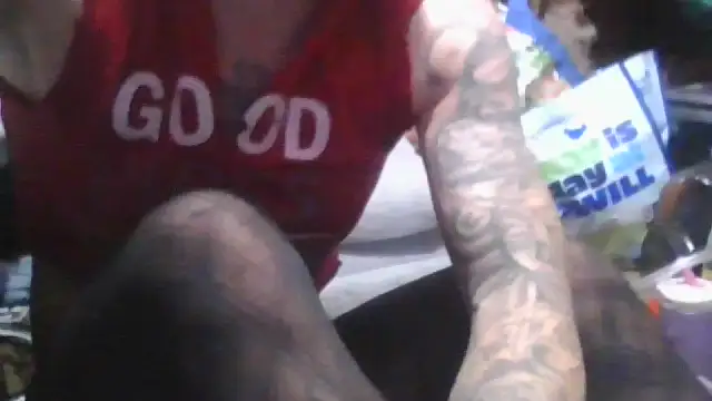 Snapshot of mommyslittlefemboy chatting on June 2026 09:40:01 AM mommyslittlefemboy online show from June 2026 09:40:01 AM