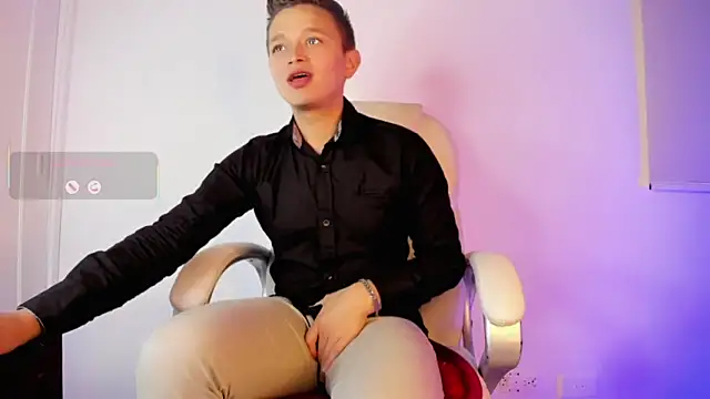 Snapshot of Tim_wolf chatting on November 2025 10:54:01 PM Tim wolf online show from November 2025 10:54:01 PM