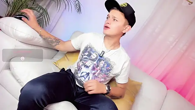 Snapshot of Tim_wolf chatting on March 2026 10:06:01 PM Tim wolf online show from March 2026 10:06:01 PM