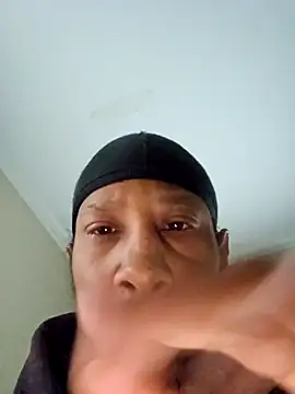 Vybezmaster online show from November 2025 08:13:01 PM