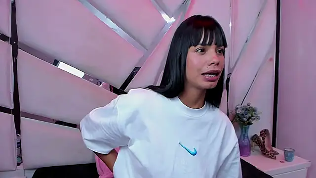 kylie seex online show from June 2026 02:50:02 AM