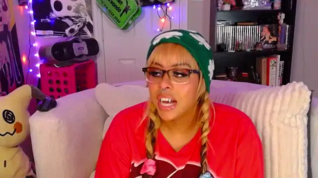 Snapshot of N1NT3NDH03 chatting on November 2025 04:55:01 AM N1NT3NDH03 online show from November 2025 04:55:01 AM