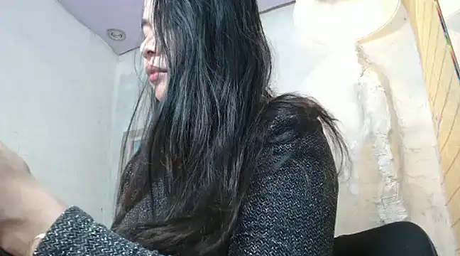 Snapshot of Urbabygirl_jenny chatting on February 2025 12:43:02 PM Urbabygirl jenny online show from February 2025 12:43:02 PM