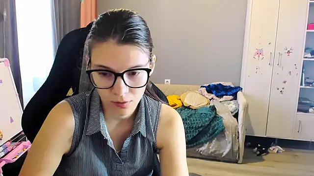 MollyLollipop online show from September 2025 02:18:01 AM