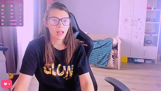MollyLollipop online show from March 2026 05:44:01 AM
