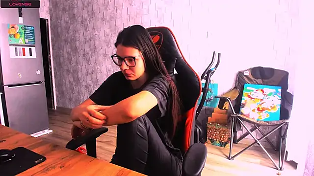 MollyLollipop online show from March 2025 04:51:02 AM