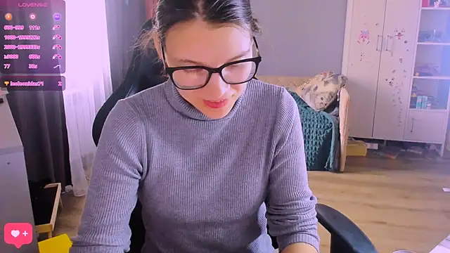 MollyLollipop online show from March 2026 03:53:02 AM