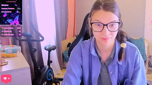 MollyLollipop online show from April 2026 01:57:01 AM