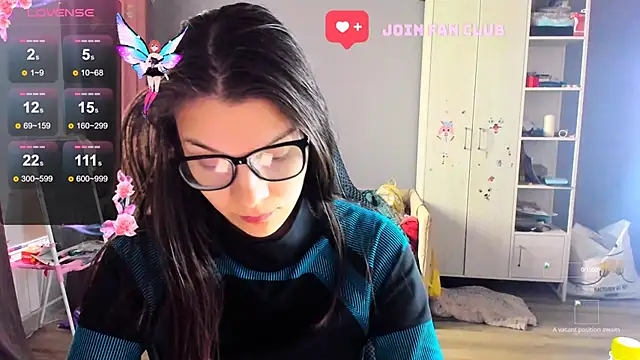 Snapshot of MollyLollipop chatting on October 2025 04:55:02 AM MollyLollipop online show from October 2025 04:55:02 AM