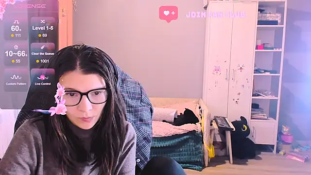 Snapshot of MollyLollipop chatting on November 2025 02:45:02 AM MollyLollipop online show from November 2025 02:45:02 AM