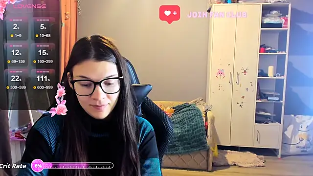 Snapshot of MollyLollipop chatting on October 2025 02:23:02 AM MollyLollipop online show from October 2025 02:23:02 AM