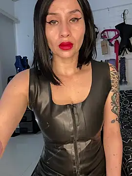 mylatexpleasure online show from July 2026 07:32:01 PM